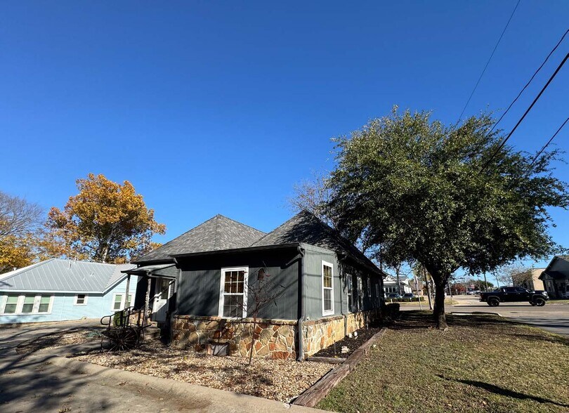 301 N Alamo Rd, Rockwall, TX à louer - Photo de l’immeuble – Image 2 sur 22