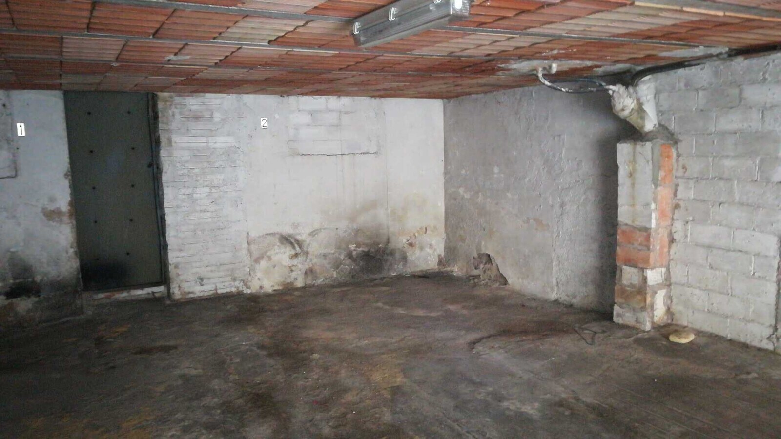 Vilafranca del Penedès, BAR 08720 - Lot 01 -  - Photo intérieure - Image 1 of 5