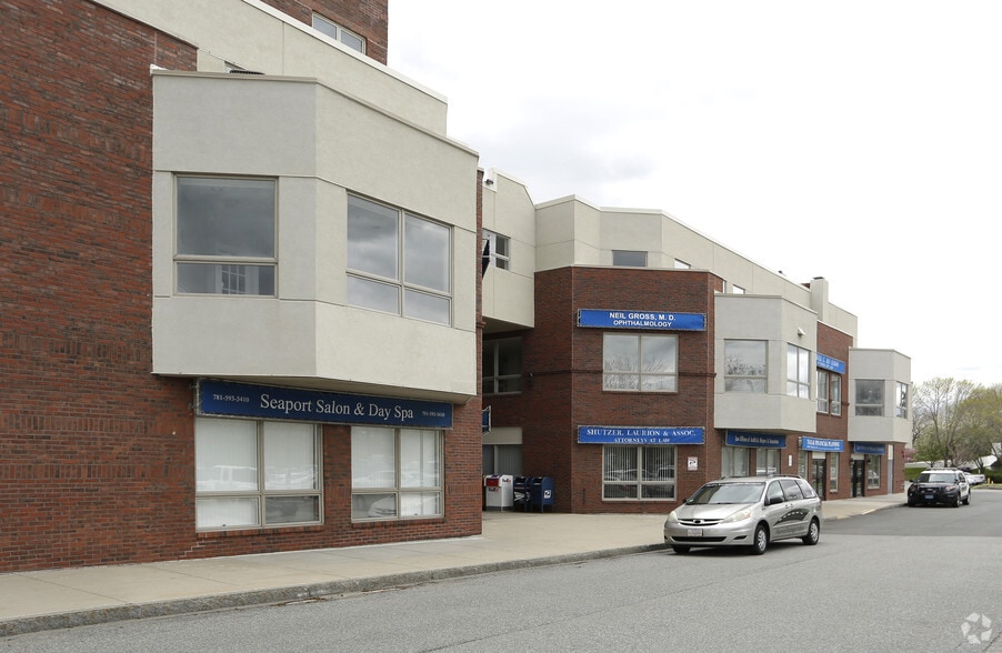 152 Lynnway, Lynn, MA à vendre - Photo principale – Image 1 sur 52