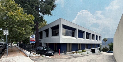 2540 Foothill Blvd, La Crescenta, CA à louer Photo de l’immeuble– Image 1 sur 5
