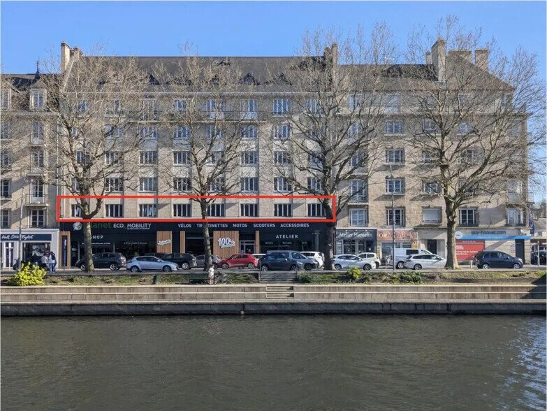 Local d'activités dans Caen à vendre - Photo de l’immeuble – Image 2 sur 6