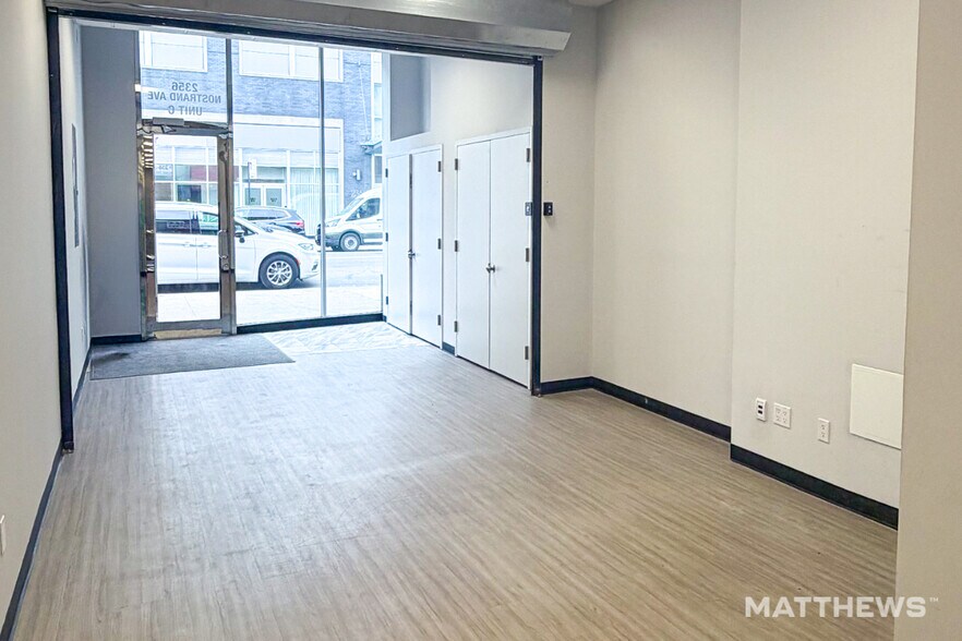 2356 Nostrand Ave, Brooklyn, NY à louer - Photo de l’immeuble – Image 3 sur 4