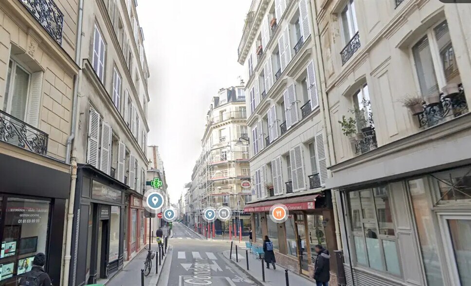 Local commercial dans Paris à louer - Photo de l’immeuble – Image 1 sur 2