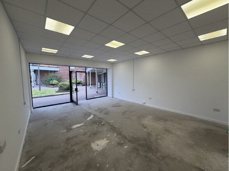 60-78 Wardles Ln, Walsall à louer - Photo de l’immeuble – Image 2 sur 6