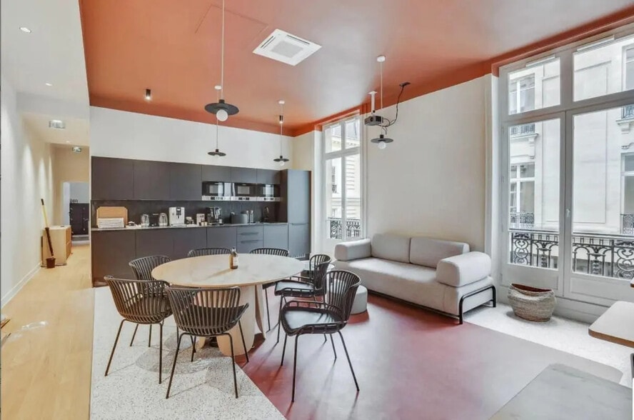 60 Rue Du Faubourg Poissonnière, Paris à louer - Photo intérieure – Image 2 sur 12