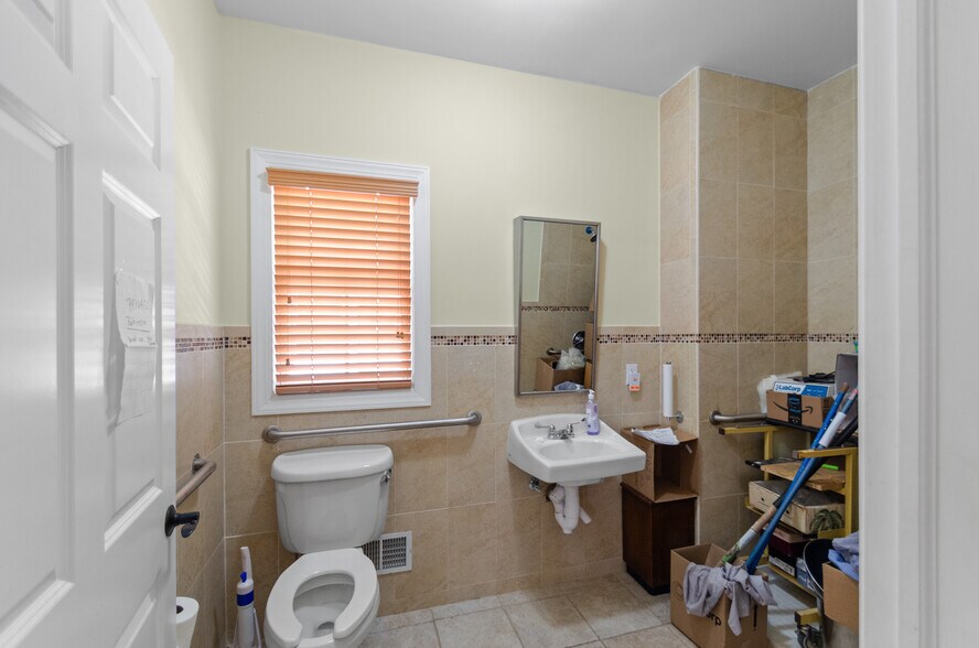 431 Washington Ave, Belleville, NJ à vendre - Photo de l’immeuble – Image 3 sur 45