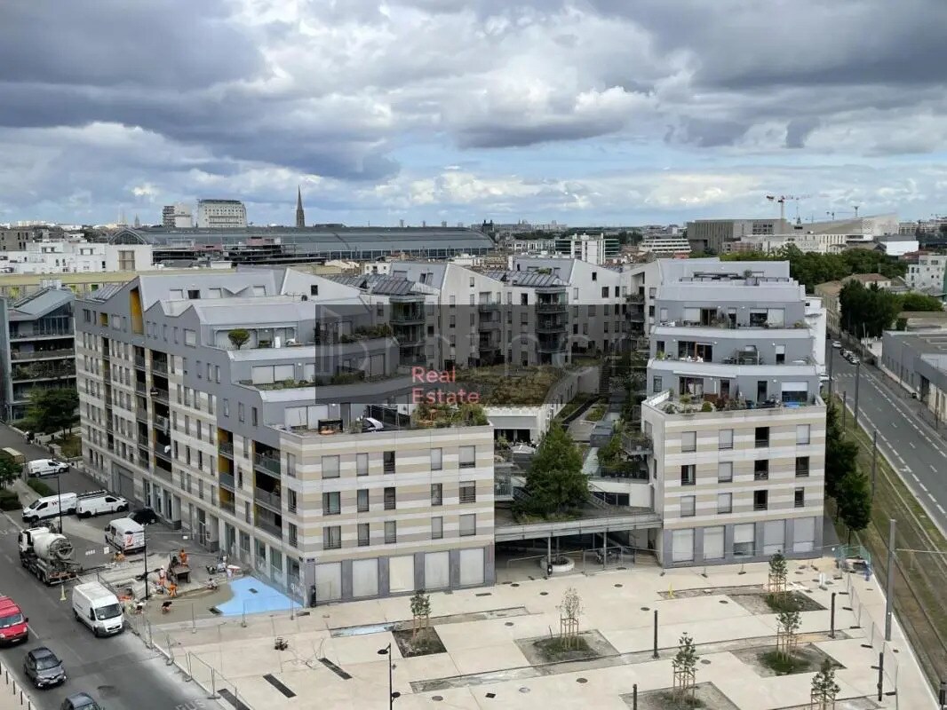 Bureau dans Bordeaux à louer Photo de l’immeuble– Image 1 sur 10