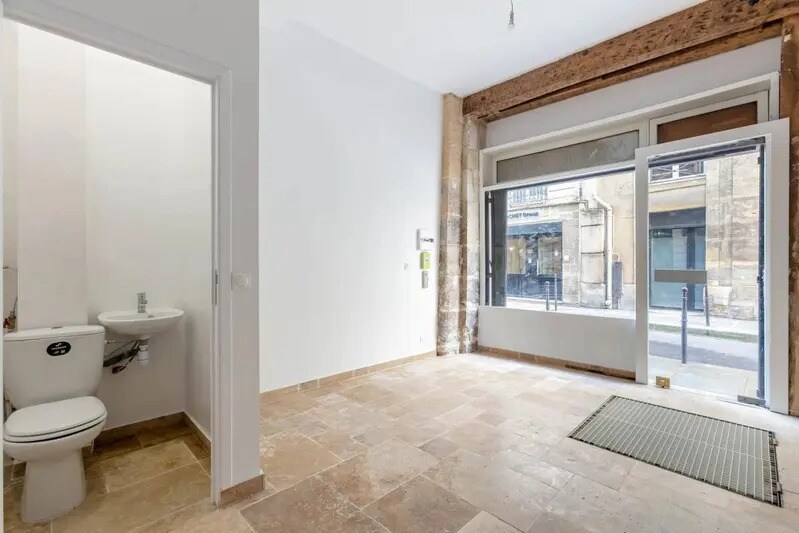 Local commercial dans Paris à vendre - Photo intérieure – Image 2 sur 6