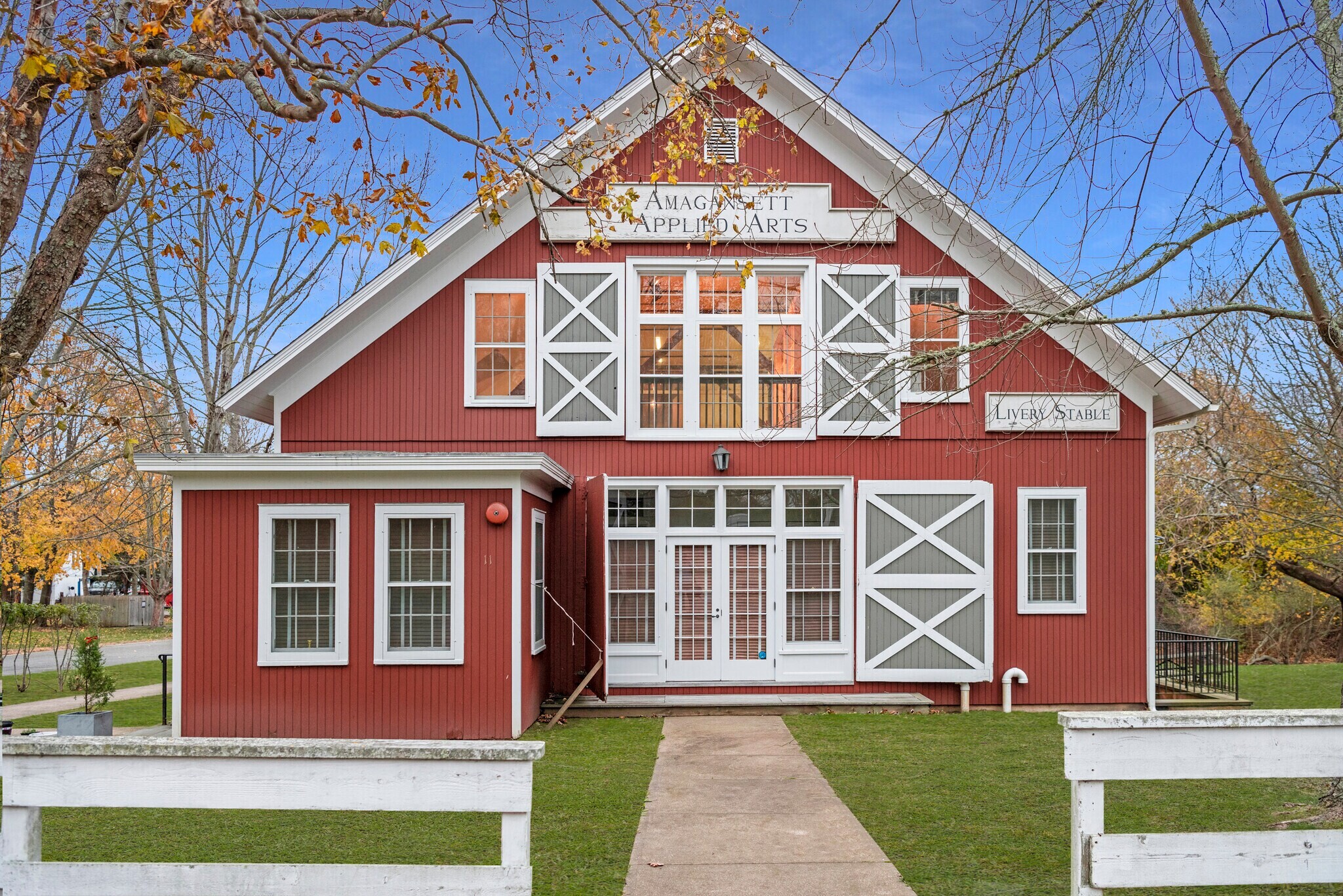 11 Indian Wells Hwy, Amagansett, NY à louer Photo de l’immeuble– Image 1 sur 5