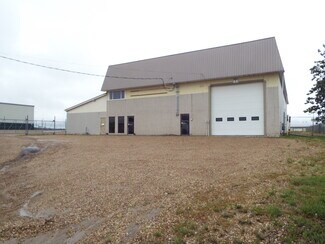 Plus de détails pour 5904 44A St, Leduc, AB - Industriel/Logistique à vendre