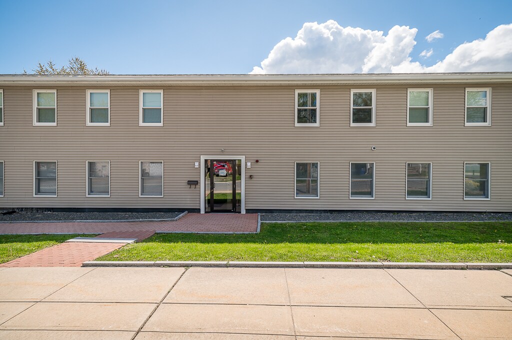 20 Broadway Ave, Ipswich, MA à louer Photo de l’immeuble– Image 1 sur 2