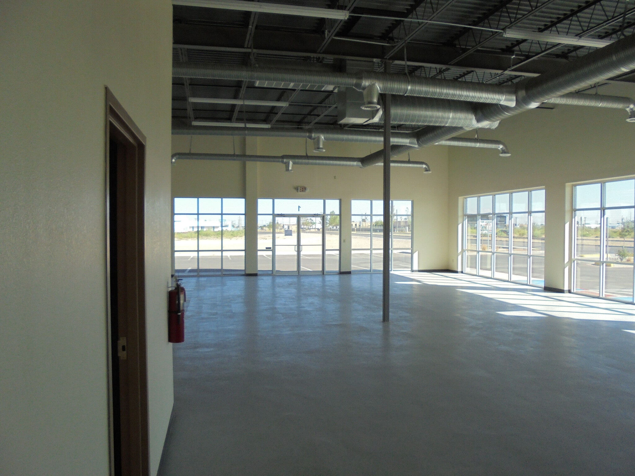 287 S Darrington Rd, Horizon City, TX à louer Photo de l’immeuble– Image 1 sur 4