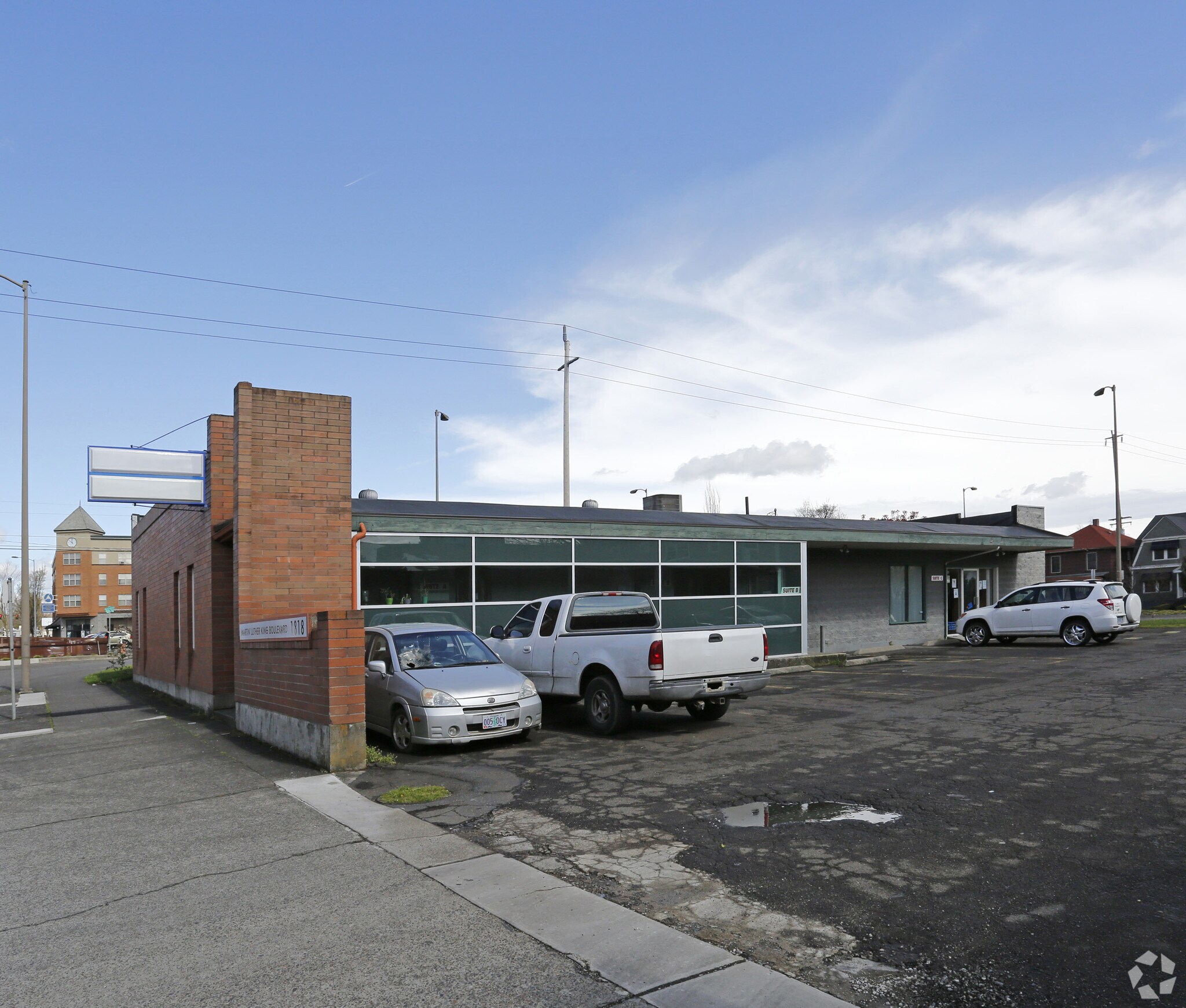 1818 NE Martin Luther King Jr Blvd, Portland, OR à louer Photo principale– Image 1 sur 7