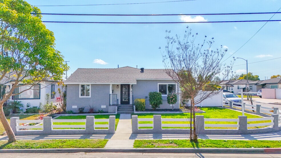 1402 E Luray St, Long Beach, CA à vendre - Autre – Image 2 sur 21