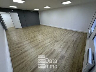 Plus de détails pour 16 Rue Albert Einstein, Champs-sur-Marne - Bureau à louer