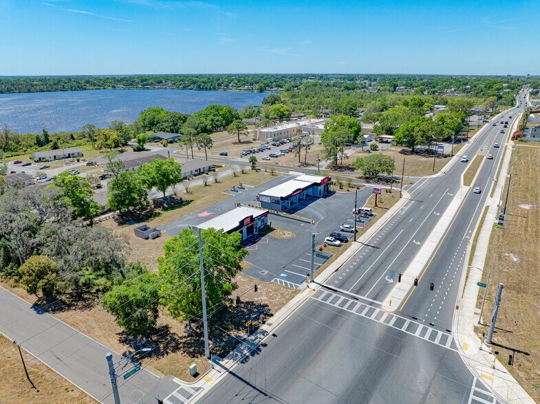 1950 Dundee Rd, Winter Haven, FL à vendre - Photo de l’immeuble – Image 2 sur 11