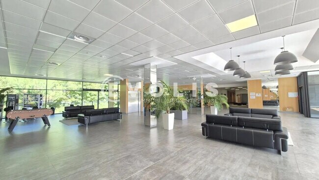 Plus de détails pour Bureau à vendre
