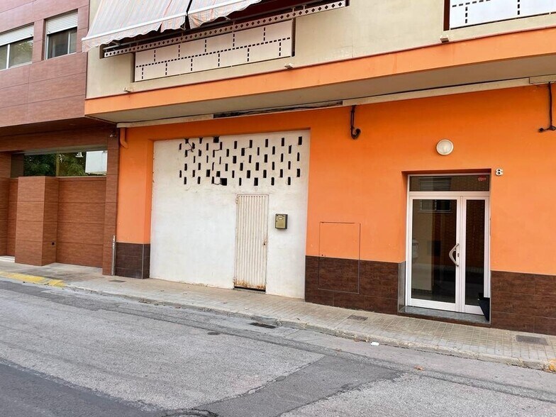Local commercial dans L'Alcúdia à vendre - Photo de l’immeuble – Image 1 sur 8