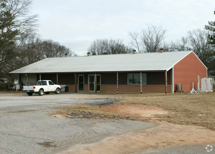 104 Miller Rd, Mauldin, SC à vendre - Photo de l’immeuble – Image 1 sur 2