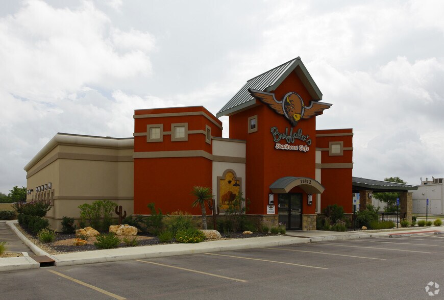 11812 Bandera Rd, Helotes, TX à vendre - Photo principale – Image 2 sur 4