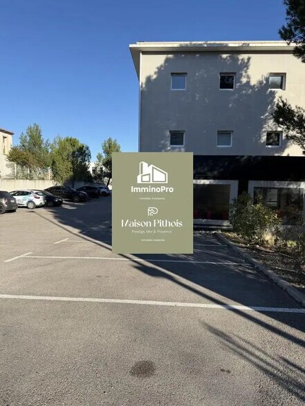 Local d'activités dans Aix-en-Provence à vendre - Photo de l’immeuble – Image 1 sur 4