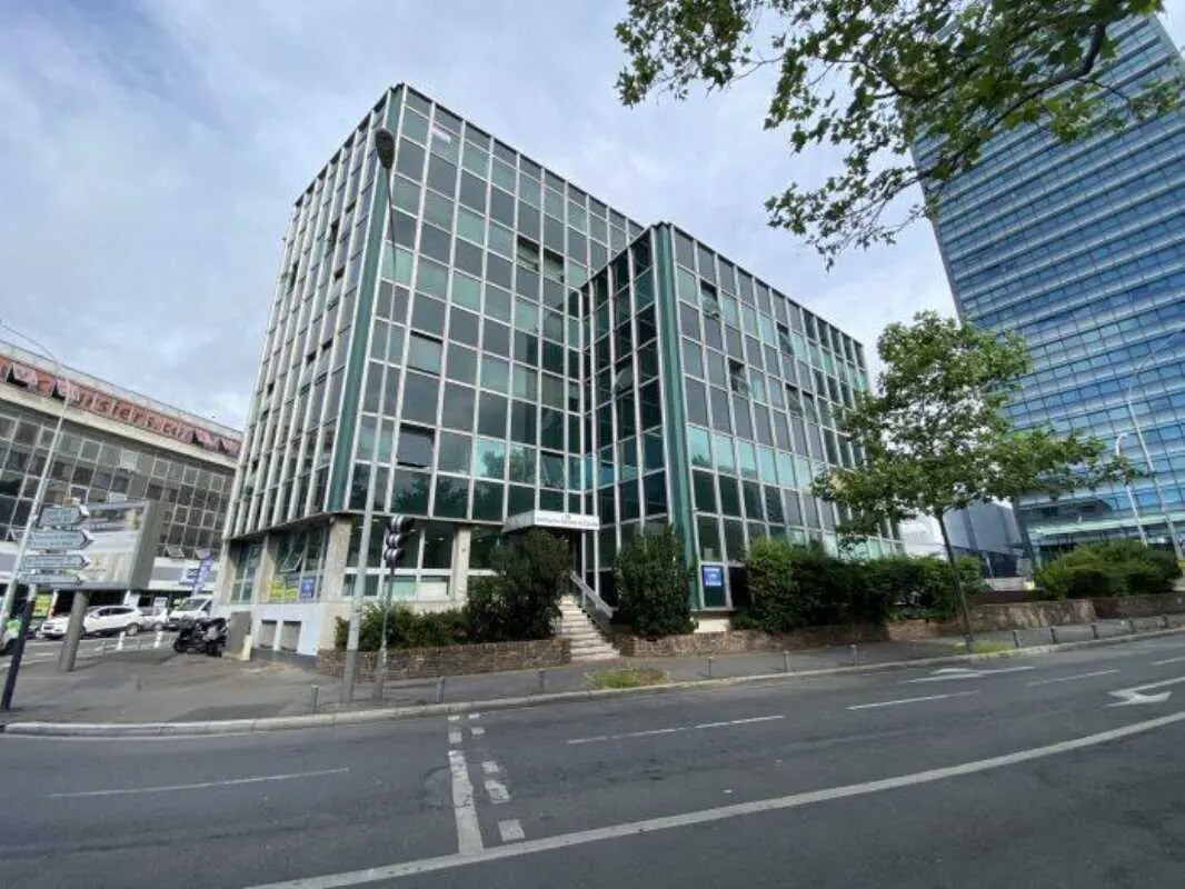 Bureau dans Bagnolet à louer Photo de l’immeuble– Image 1 sur 12