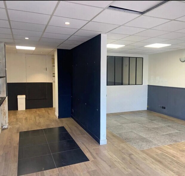 110 Boulevard D'Alsace-Lorraine, Le Perreux-sur-Marne à louer - Photo de l’immeuble – Image 3 sur 6