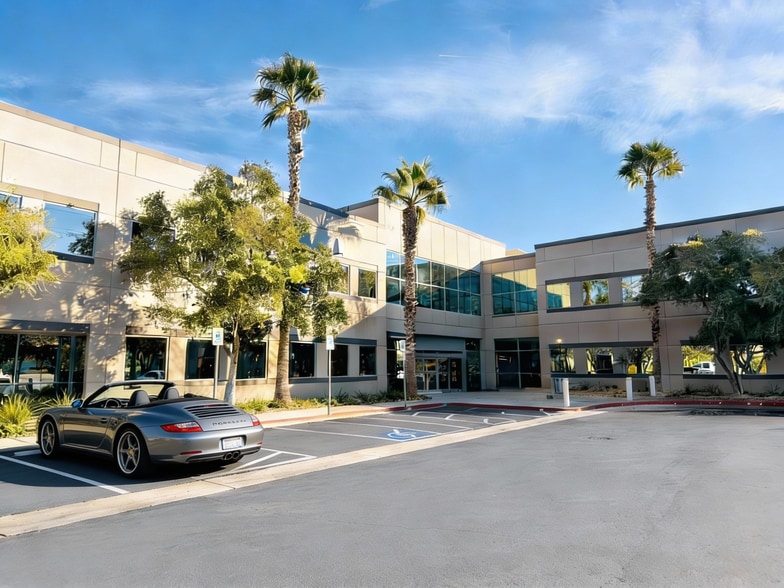 2500 N Buffalo Dr, Las Vegas, NV à vendre - Photo de l’immeuble – Image 2 sur 54