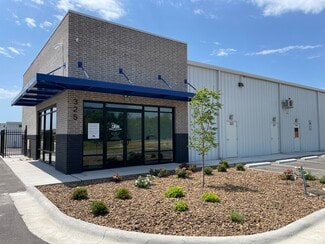 Plus de détails pour 325 Greenhouse Rd, Centerton, AR - Local d'activités à louer