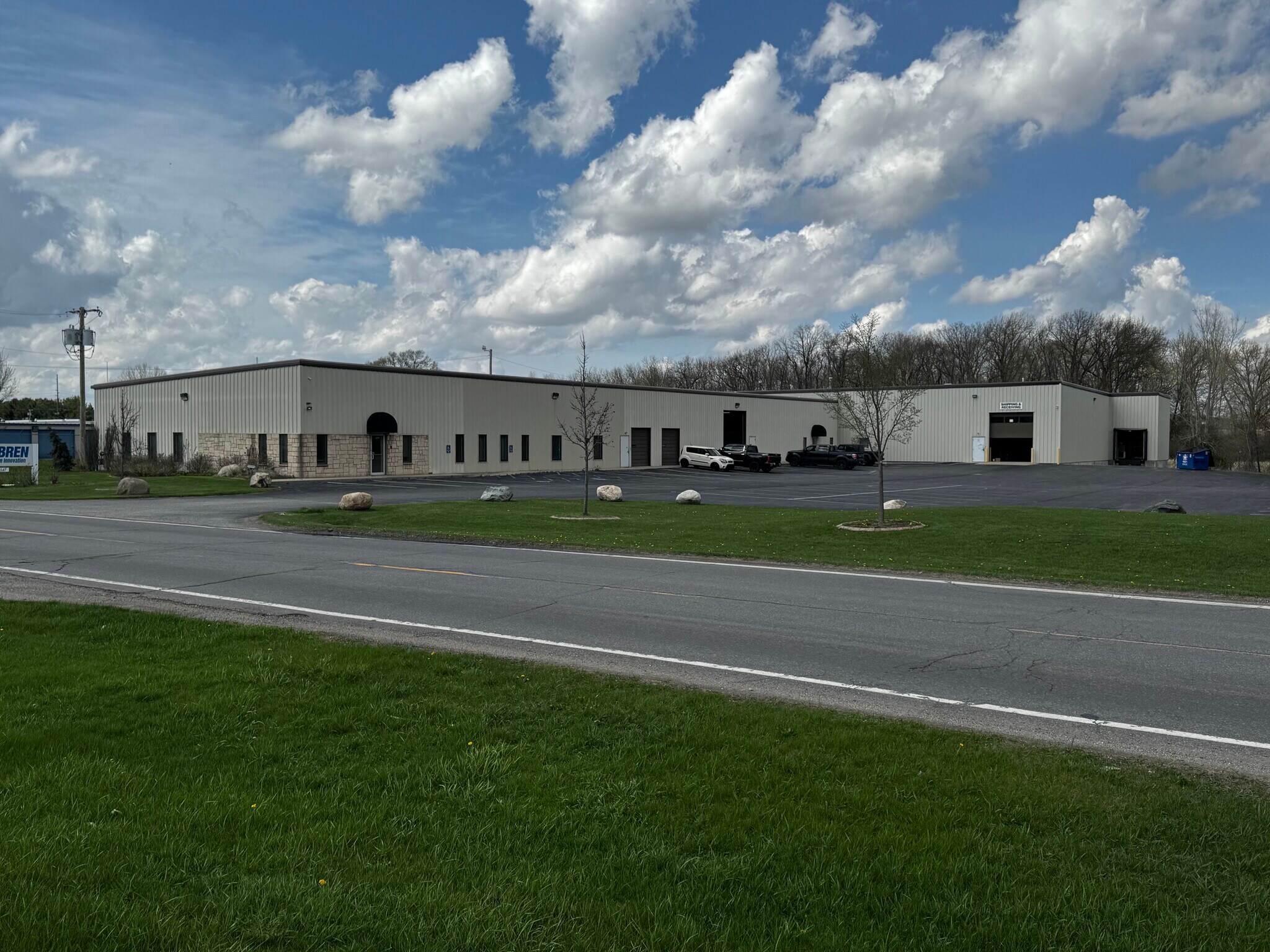 2147 N Eisenhower Dr, Goshen, IN à vendre Photo principale– Image 1 sur 10