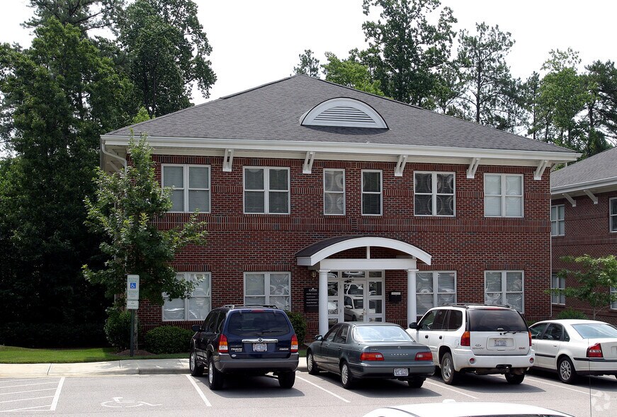 5650 Six Forks Rd, Raleigh, NC à louer - Photo de l’immeuble – Image 3 sur 5