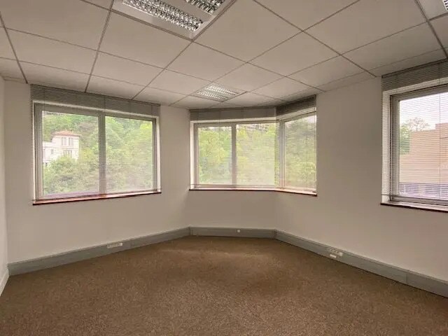 Bureau dans Lyon à louer - Photo de l’immeuble – Image 2 sur 5