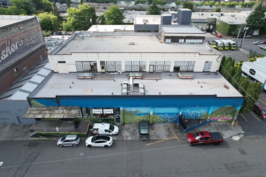 223 SE 3rd Ave, Portland, OR à vendre - Photo de l’immeuble – Image 2 sur 16