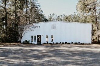 307 Fields Dr, Aberdeen, NC à louer Photo de l’immeuble– Image 1 sur 13