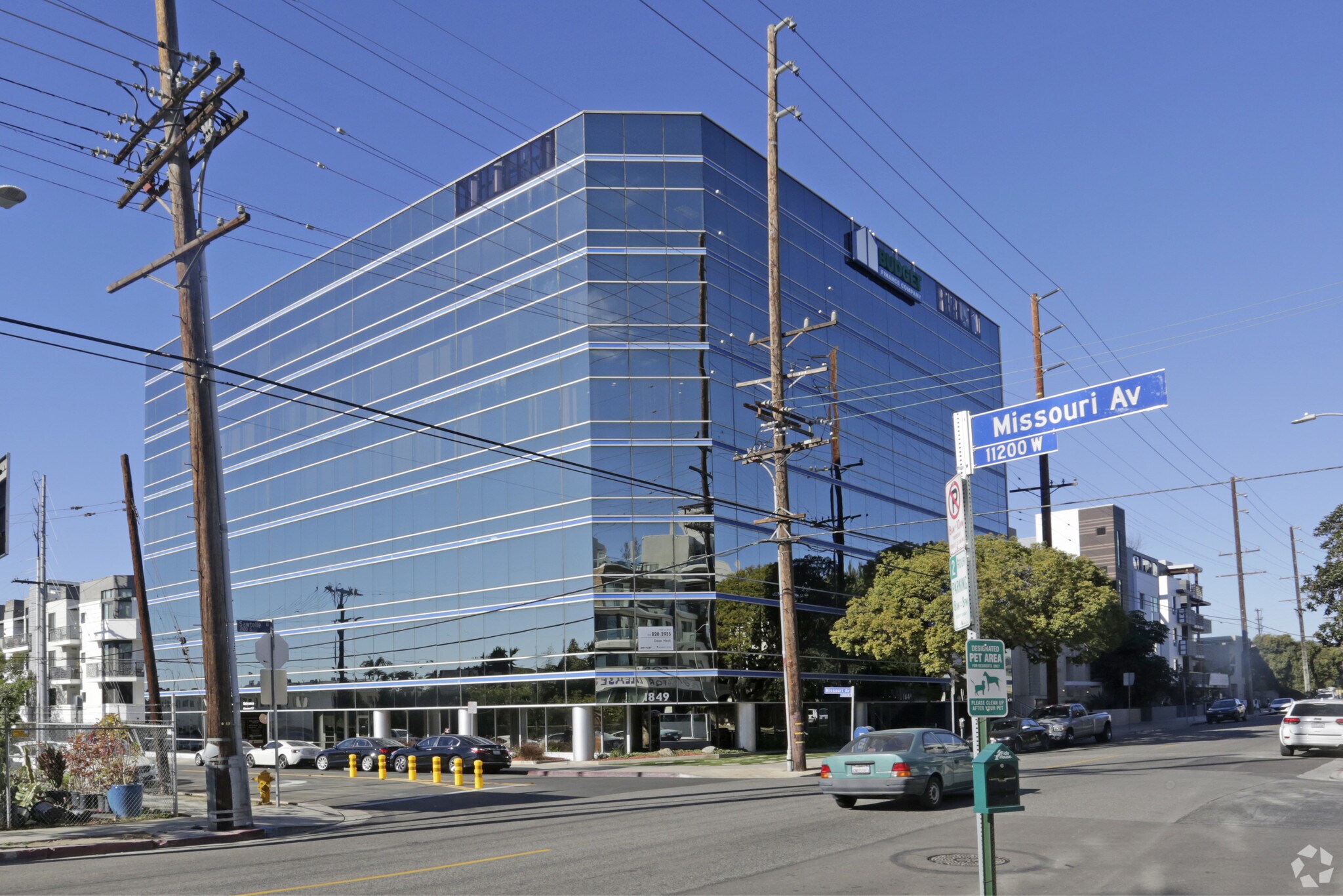 1849 Sawtelle Blvd, Los Angeles, CA à louer Photo de l’immeuble– Image 1 sur 4