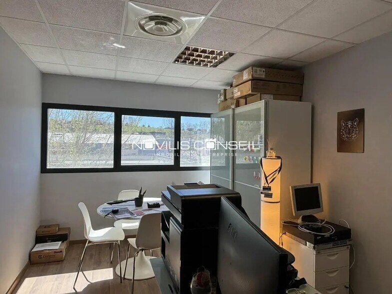 Bureau dans Montrabé à louer - Photo de l’immeuble – Image 2 sur 7