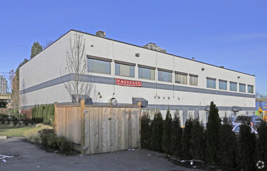 4730-4750 Imperial St, Burnaby, BC à louer - Photo de l’immeuble – Image 3 sur 12