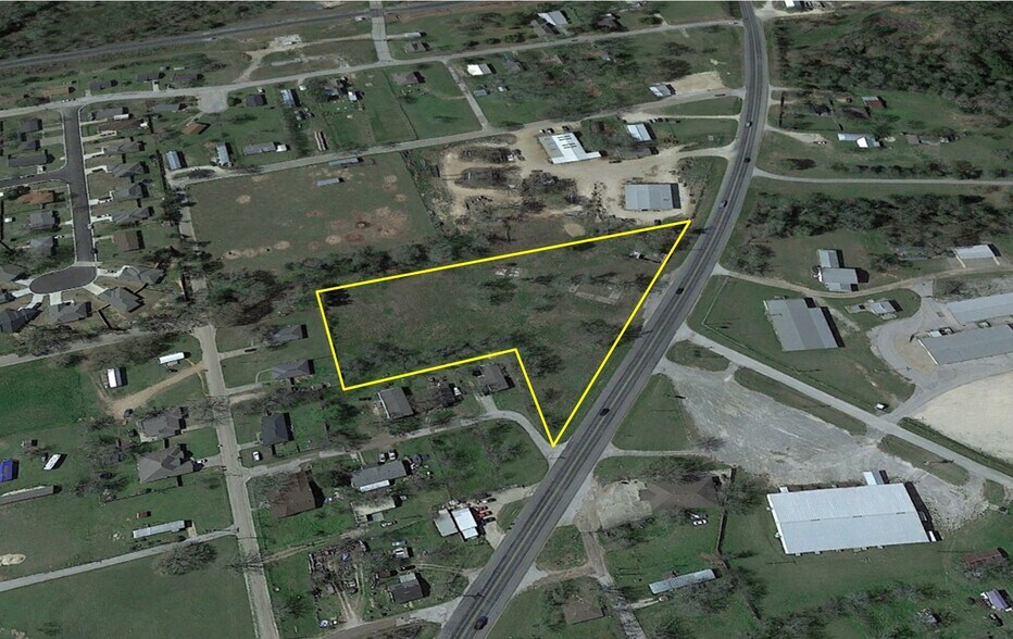 926 TX-36, Caldwell, TX à vendre - Photo de l’immeuble – Image 2 sur 4