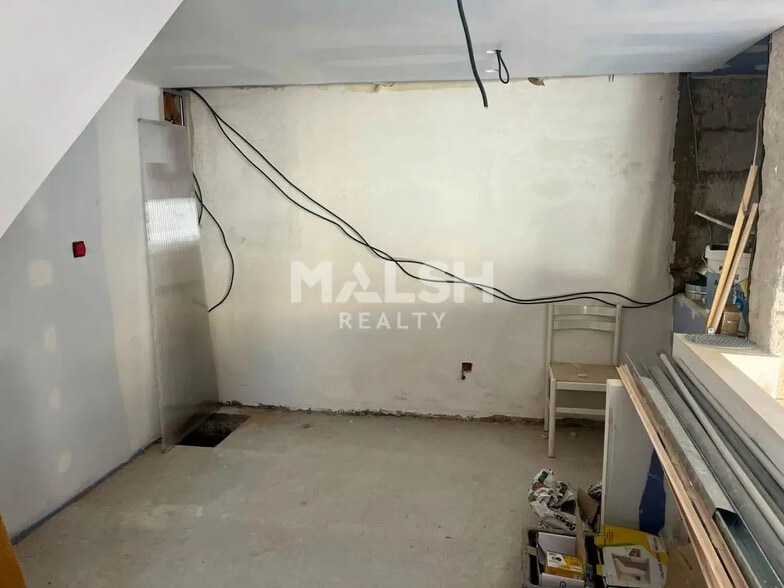 Local commercial dans Caluire-et-Cuire à louer - Photo intérieure – Image 2 sur 4