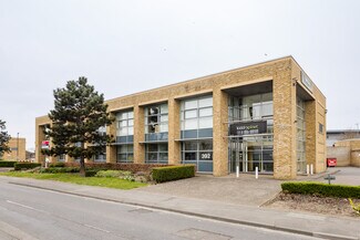 Plus de détails pour 391 Edinburgh Ave, Slough - Industriel/Logistique à louer