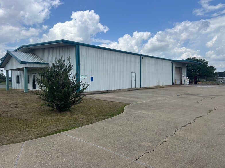 240 Corporate Dr, Sibley, LA à louer - Photo de l’immeuble – Image 2 sur 15