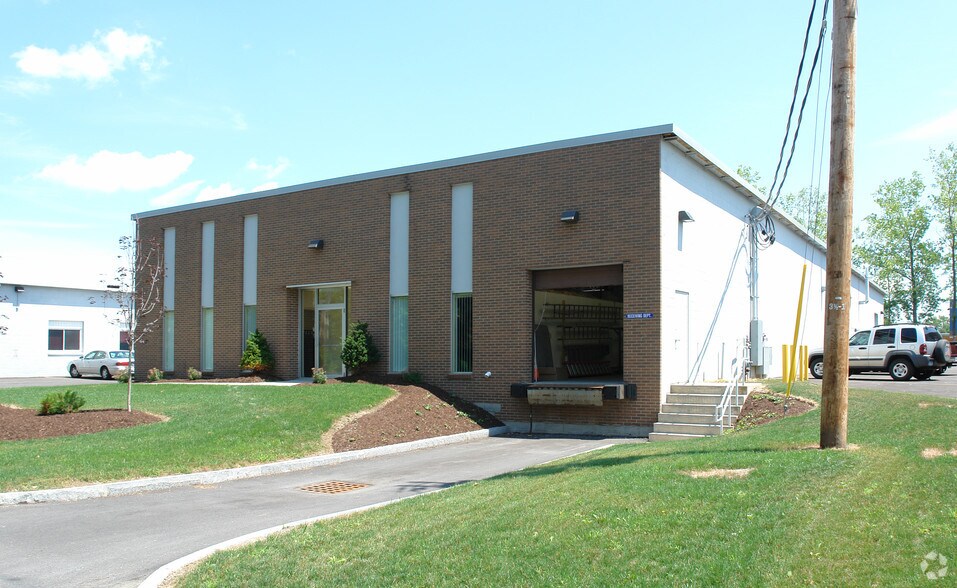 113-119 Falso Dr, Syracuse, NY à vendre - Photo de l’immeuble – Image 3 sur 24