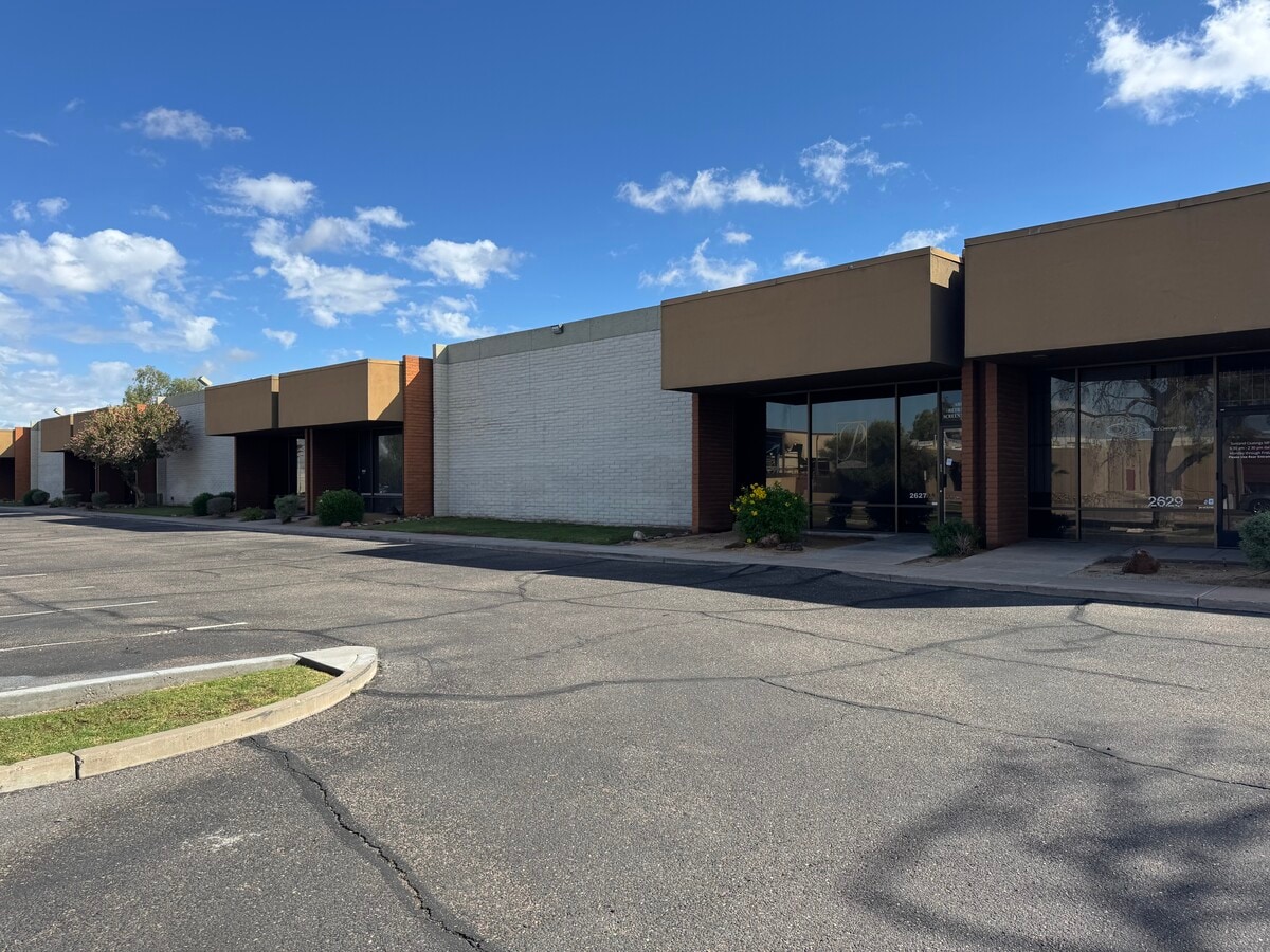 2615-2629 S 21st St, Phoenix, AZ 85034 - Lot 2627 - - Photo intérieure - Image 1 of 7