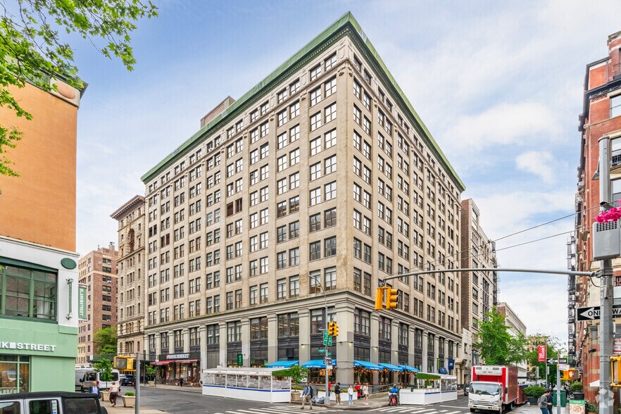 41 E 11th St, New York, NY à louer - Photo principale – Image 1 sur 5