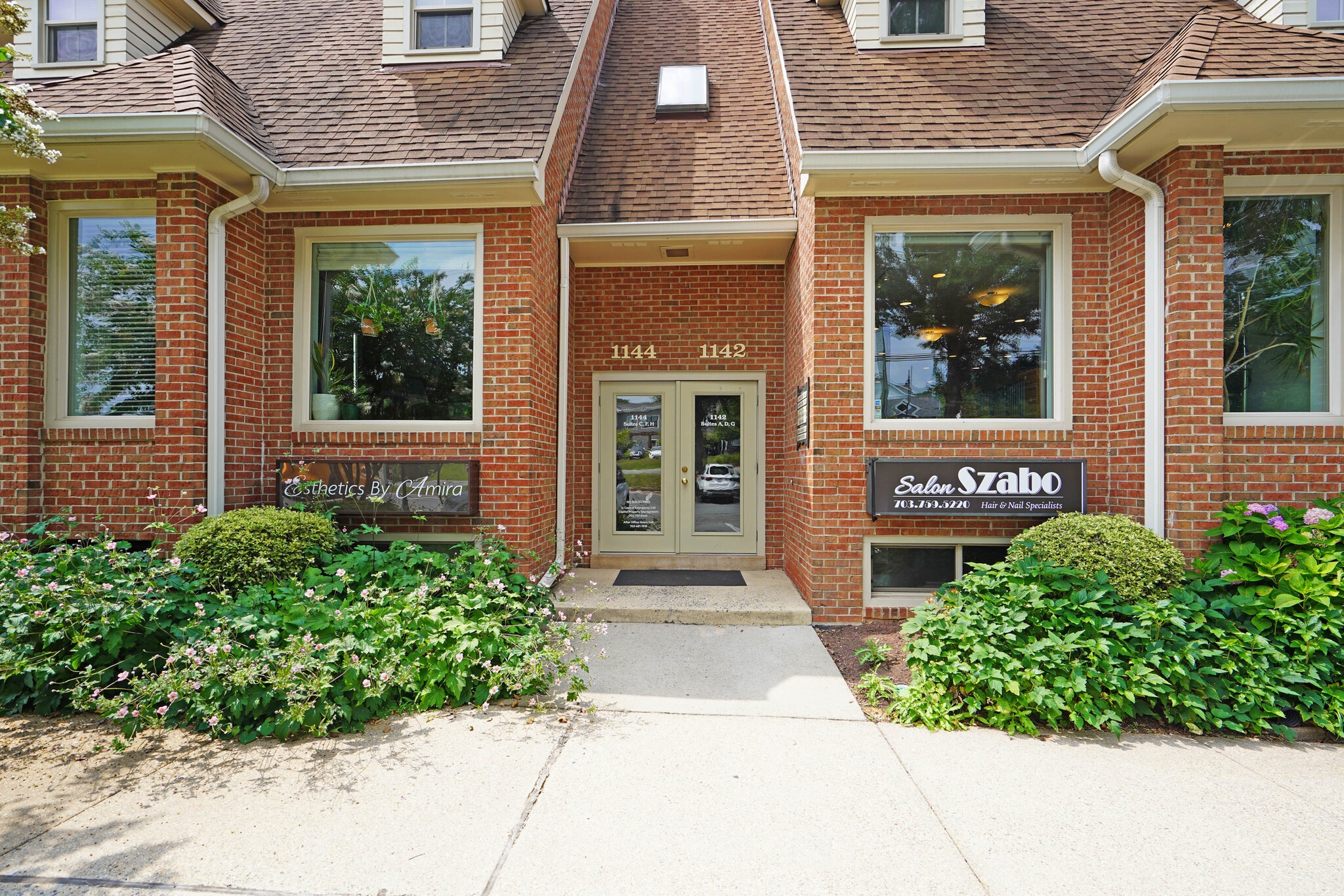 1142-1148 Walker Rd, Great Falls, VA à louer Photo intérieure– Image 1 sur 28