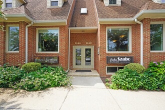1142-1148 Walker Rd, Great Falls, VA à louer Photo intérieure– Image 1 sur 28