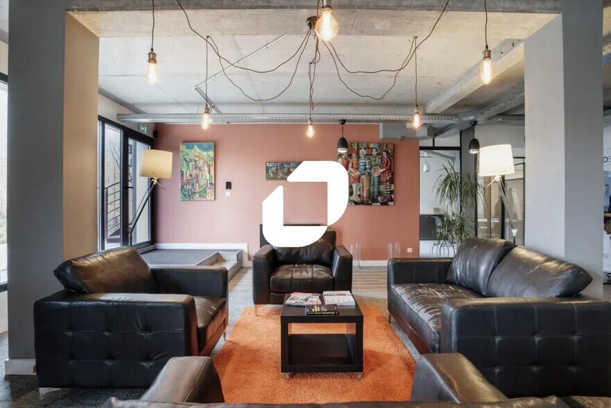 Bureau dans Nantes à vendre - Photo de l’immeuble – Image 2 sur 16