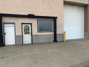 4907 1st Ave, Edson, AB à louer Photo intérieure– Image 2 sur 7