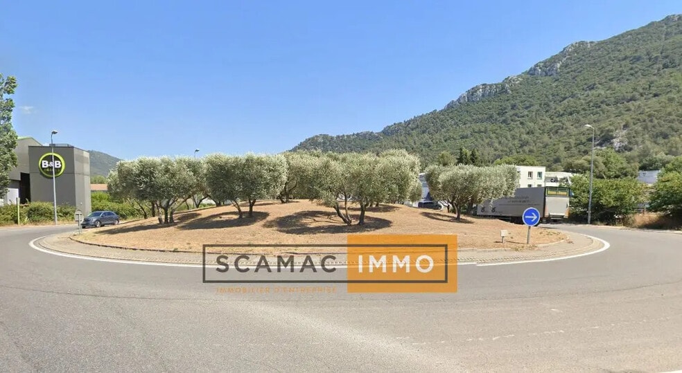 Industriel/Logistique dans Aubagne à louer - Photo de l’immeuble – Image 2 sur 4