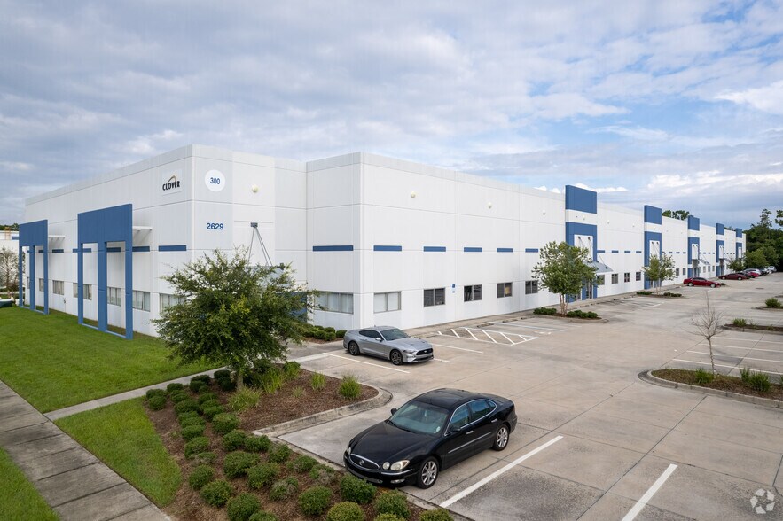 2628 Port Industrial Dr, Jacksonville, FL à louer - Photo de l’immeuble – Image 2 sur 9